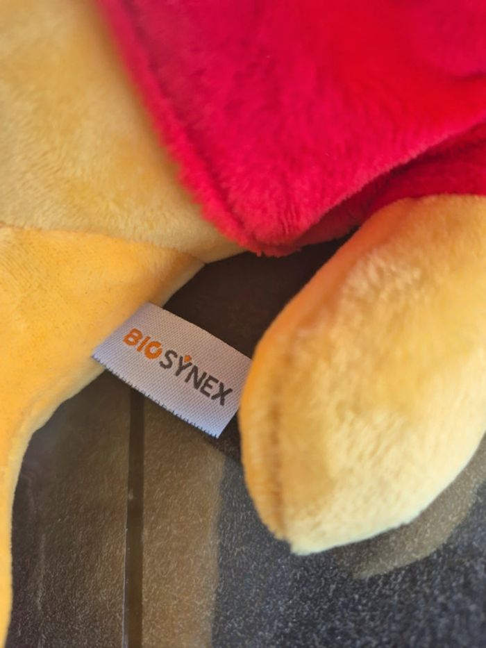 Peluche 25cm Winnie L'Ourson - Disney - photo numéro 4