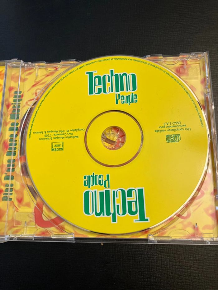 CD. Techno People. - photo numéro 4