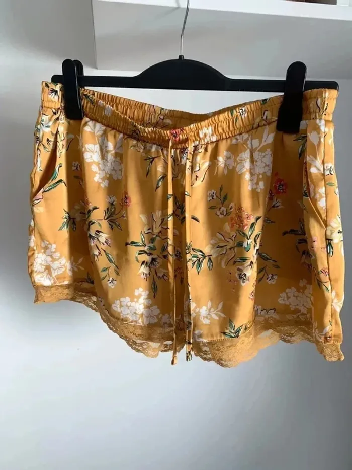 Short jaune pyjama femme T42 - photo numéro 2