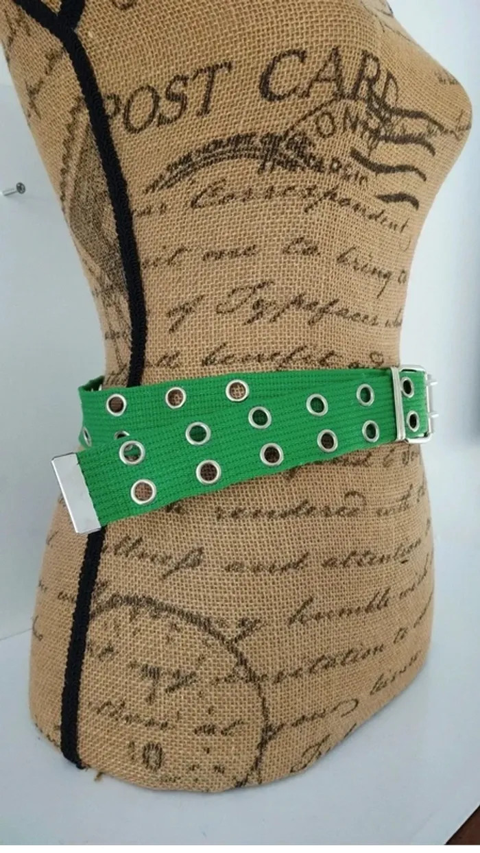 superbe Ceinture verte rond argenté 90 cm femme - photo numéro 4
