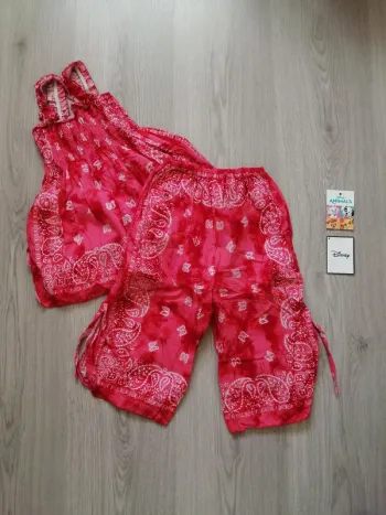 Ensemble top à bretelle et pantacourt rouge à motifs bandana / sans marque / (11-12ans)
