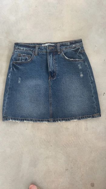 Jupe en jean stradivarius S comme neuve