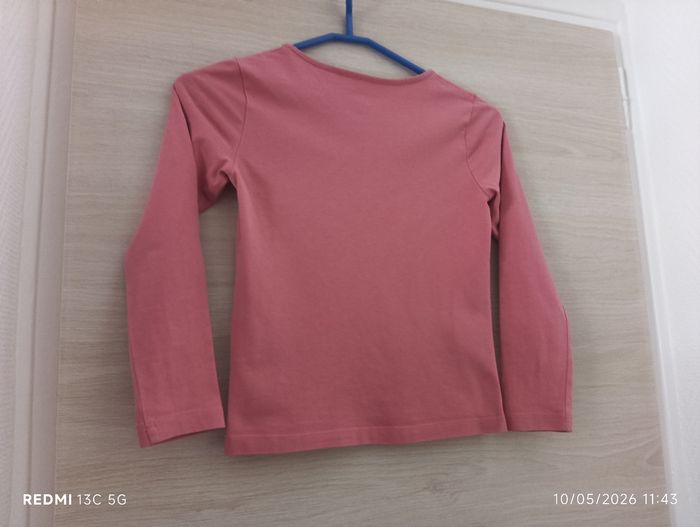 T-shirt taille 8 ans - photo numéro 3