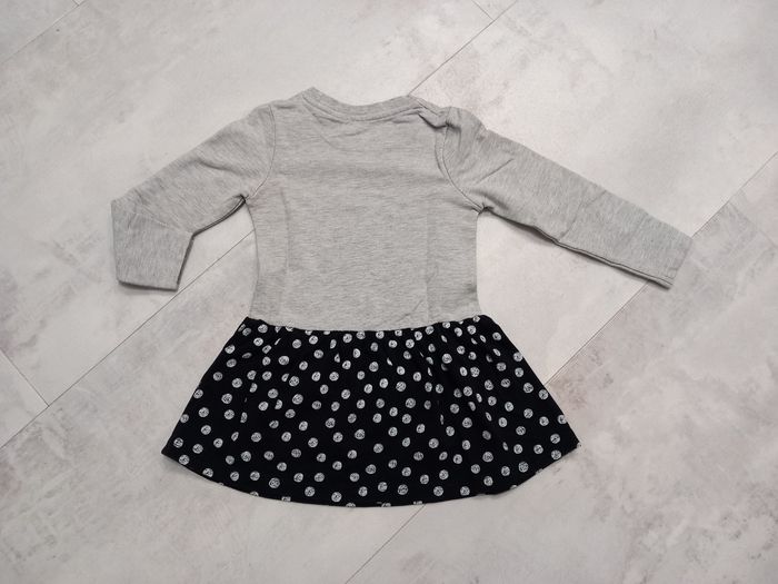 Robe grise et noire 2 ans - photo numéro 4