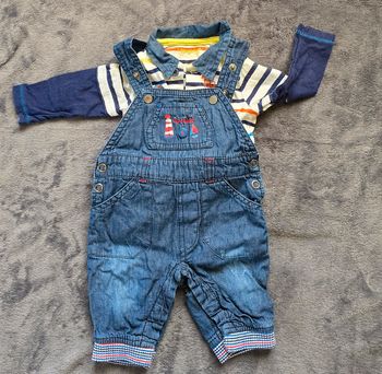 Ensemble salopette en jean avec son polo