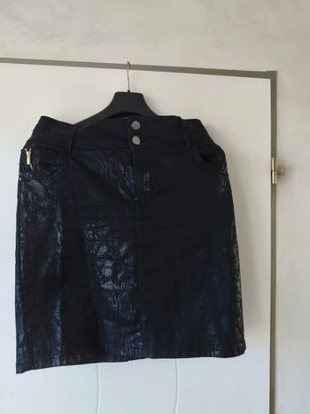 Jupe courte simili cuir