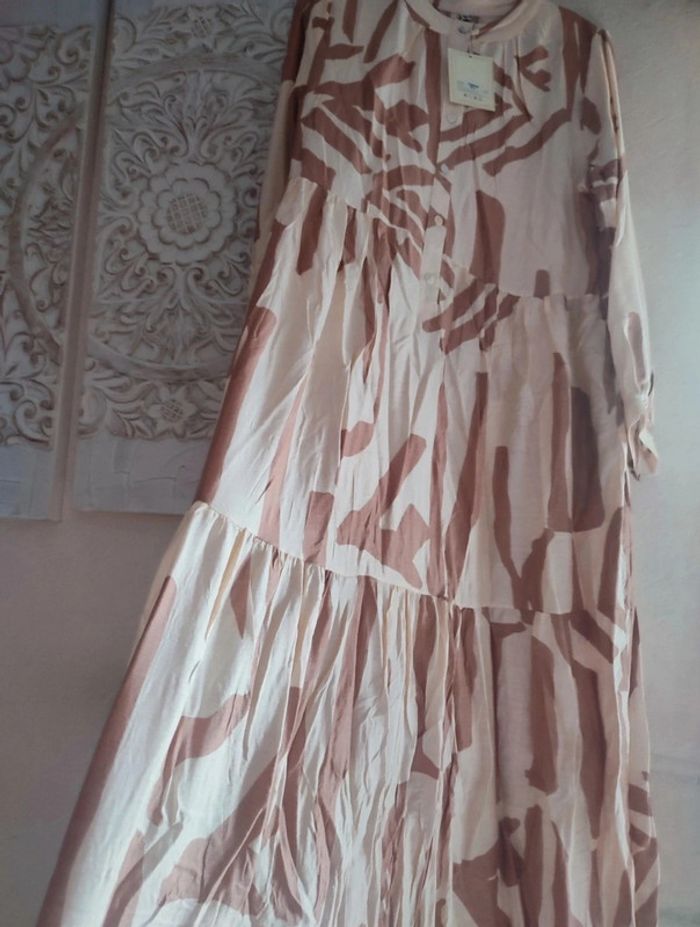 Robe longue imprimée taille M/L - Tendance et confortable - photo numéro 3