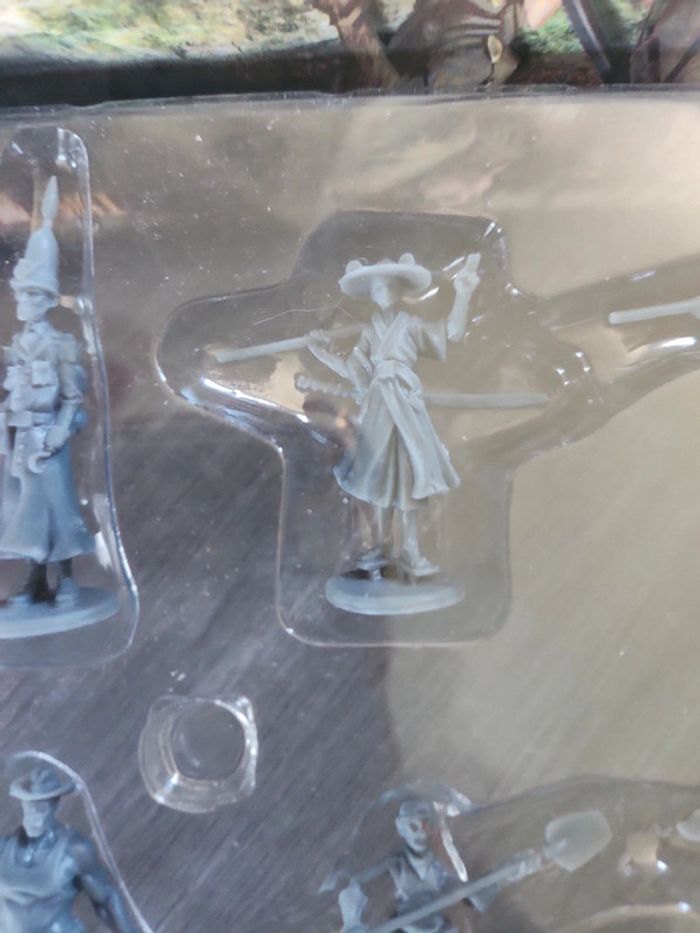 Boite de figurines the adventurers - photo numéro 11