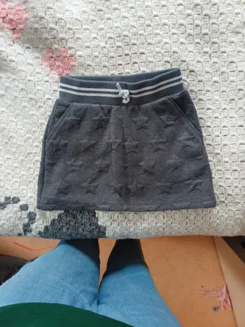 Jupe grise à etoiles taille élastique