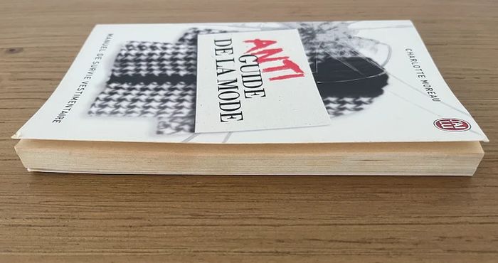 Livre - Antiguide de la mode - Charlotte Moreau - photo numéro 3