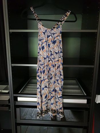 Robe promod taille 40 mais correspond plus a un 38