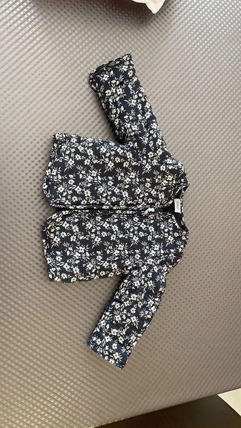 Manteau / doudoune mi saison 6 mois