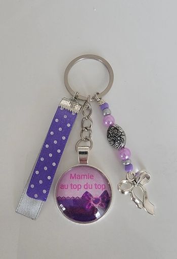 Cadeau mamie, porte clé message bijoux de sac " mamie au top du top"