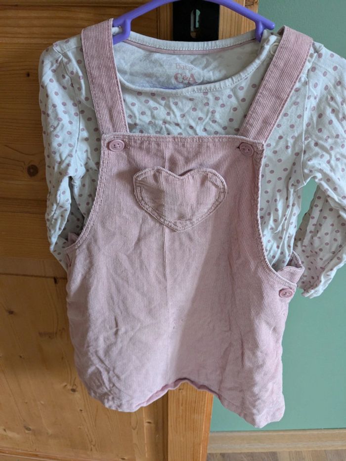 Très bel ensemble C&A 86cm