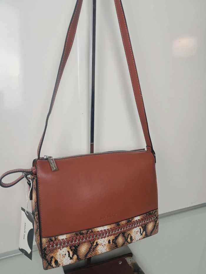 Mac alyster sac à main bandoulière cuir neuf
