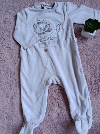 Pyjama épais - taille 9 mois