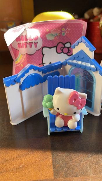 Figurines Hello Kitty kinder