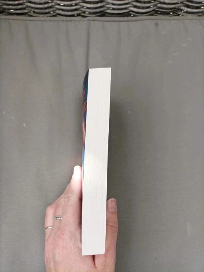 Livre " gardiens des cités perdues" neuf - photo numéro 4