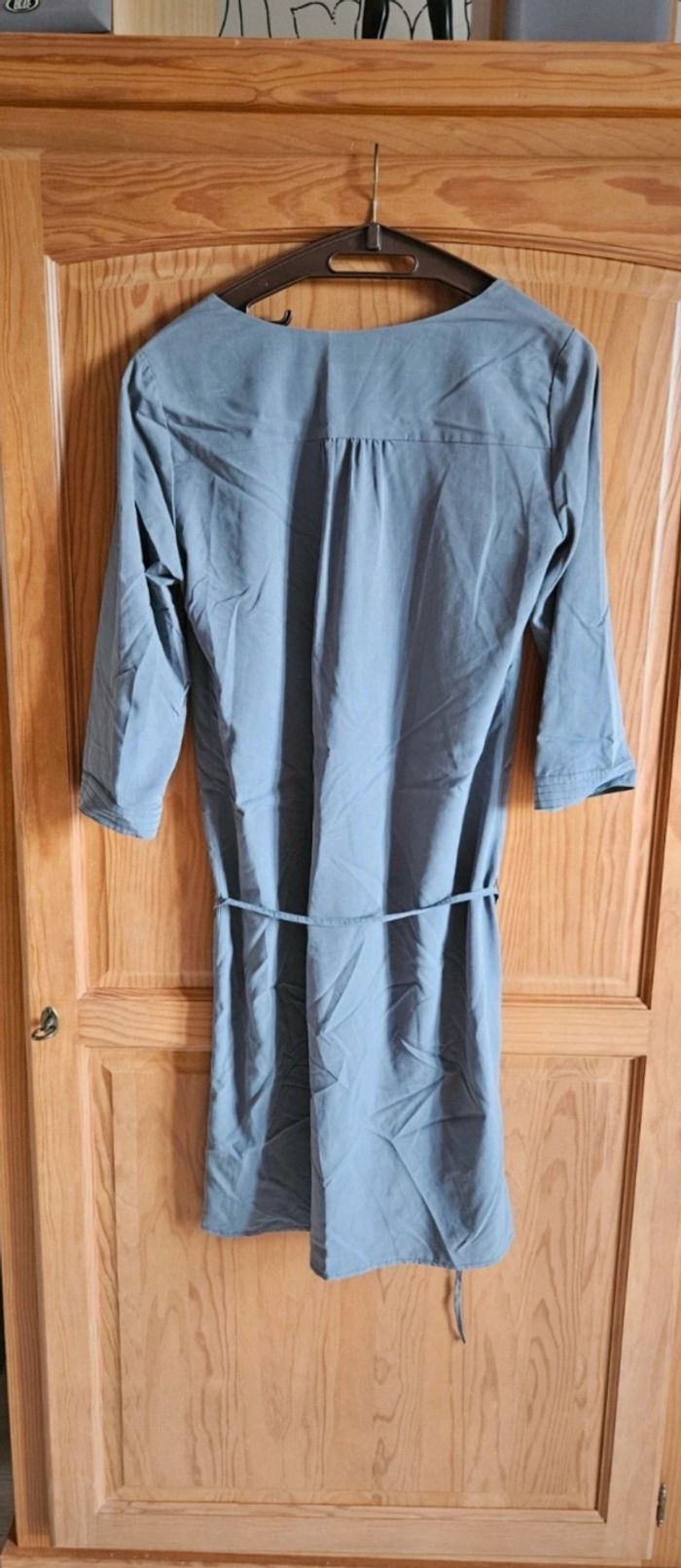 Robe 🩶 - photo numéro 6