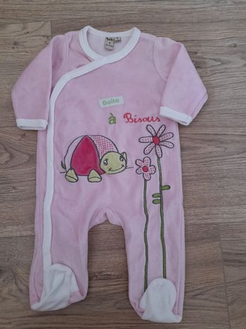 Grenouillère 3 mois.