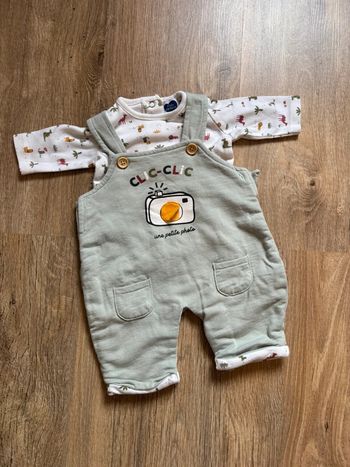 Ensemble body + salopette 1 mois