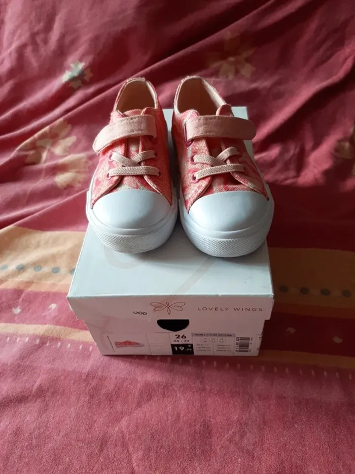 Baskets basses fille pointure 26