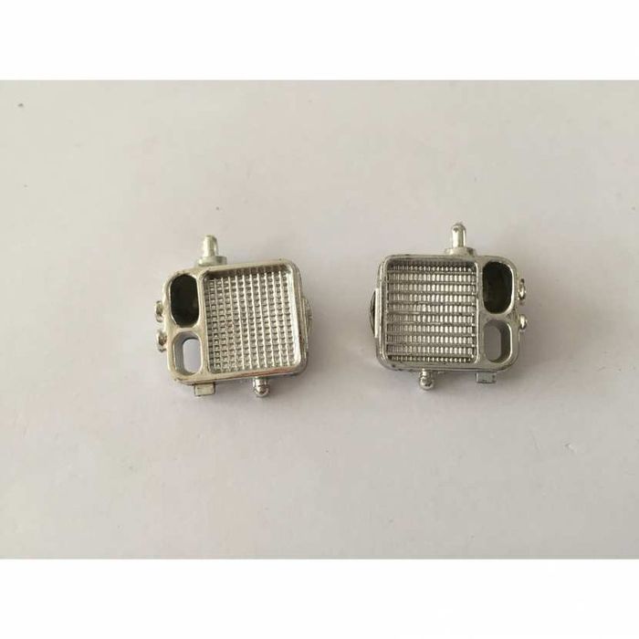 Lot Extracteur d'air pièce détachée miniature Ferrari F50 1995 1/18 1/18e burago - photo numéro 2