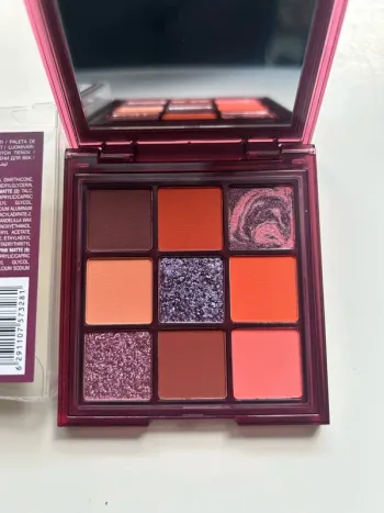 Palette Huda Beauty neuve Love Fest