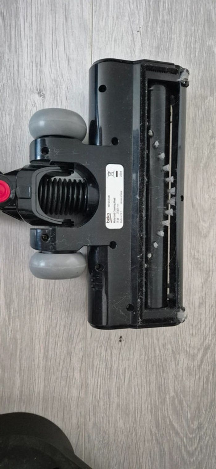 Aspirateur balai Beko - photo numéro 15