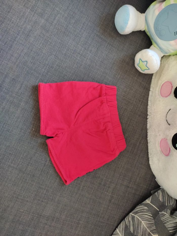 Short 1 mois - photo numéro 2