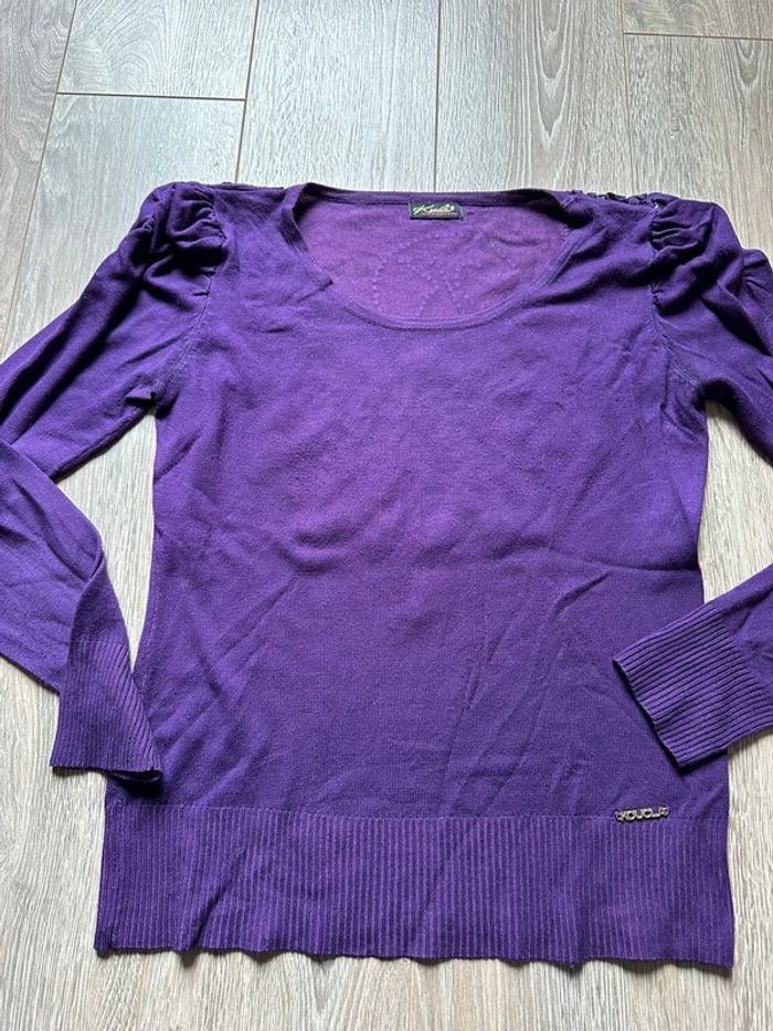 Pull violet
