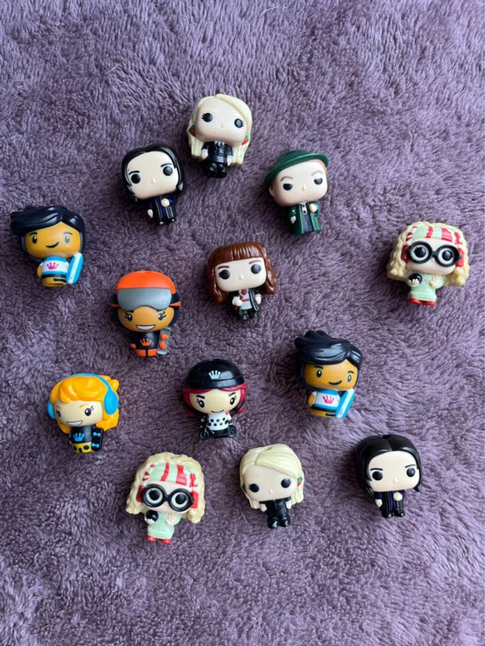 Lot petites figurines funko