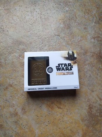 Médaillons Star Wars The Mandalorian NEUFS