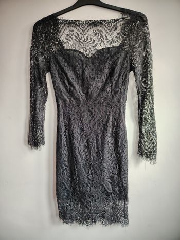 Robe dentelle noire manches longues – taille estimée XS/S