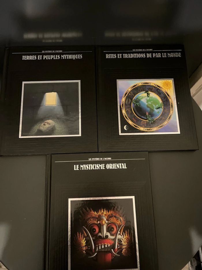 Attention à ne pas lettre entre toutes les mains ! 3 livres ésotériques