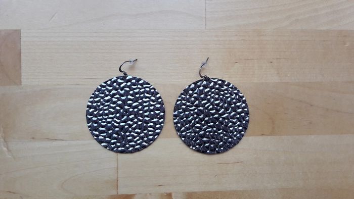 Boucle d'oreilles fantaisie argenté