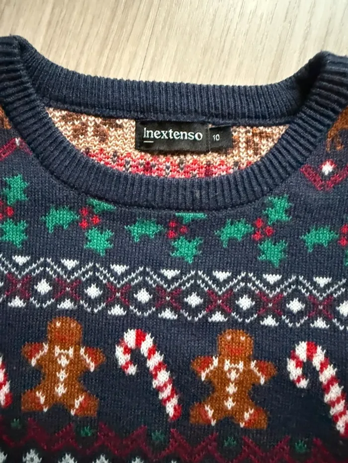 Pull de Noël 10 ans bleu marine cerf sucre d’orge bonhomme pain d’épice sapin hiver - photo numéro 2
