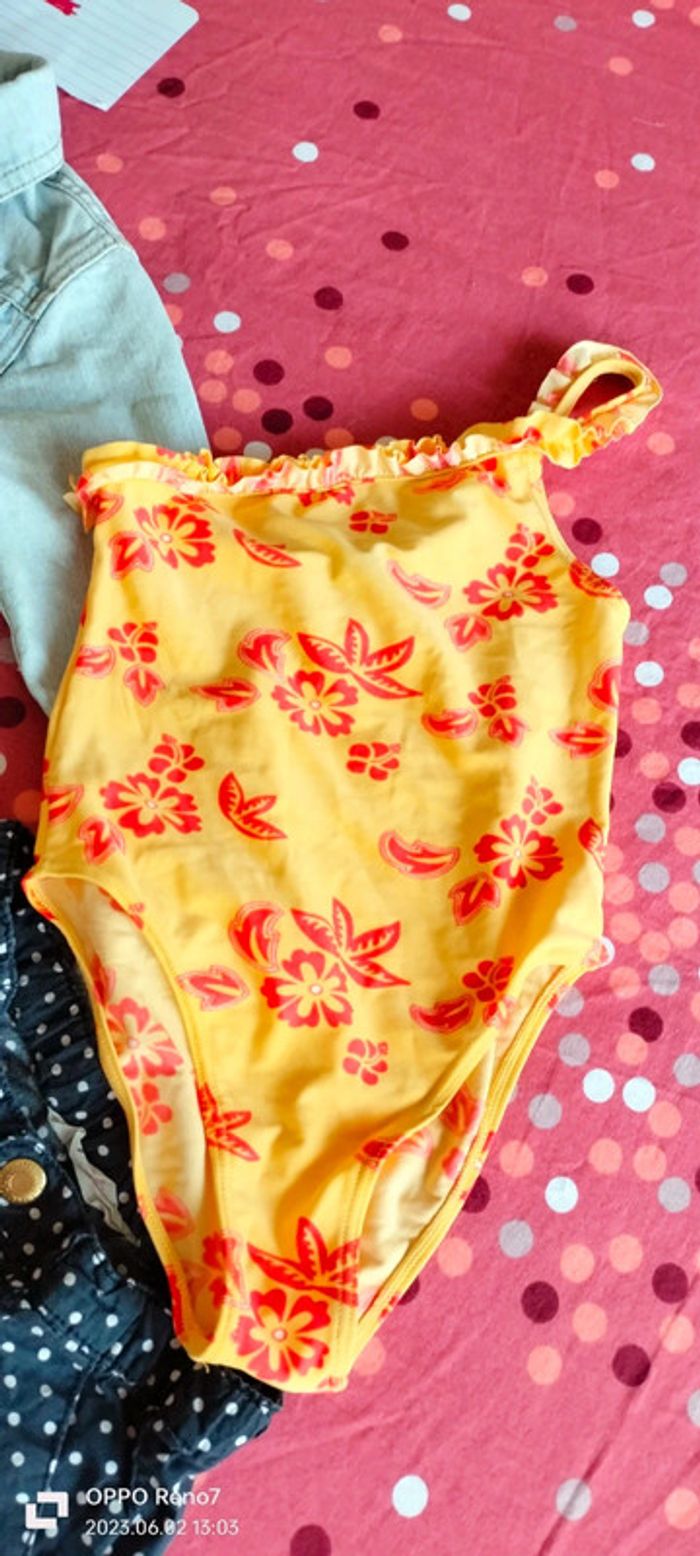 Lot vêtements fille été 4/5 ans