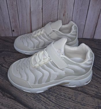 Baskets beige à scratch enfants mixtes tendances - Taille 32 - NEUVES 🌟