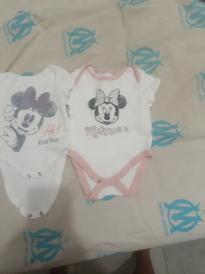 Lot de 2 body minnie dont 1 brillant - photo numéro 3