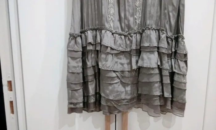 Tunique taupe en coton et soie avec dentelle - photo numéro 3