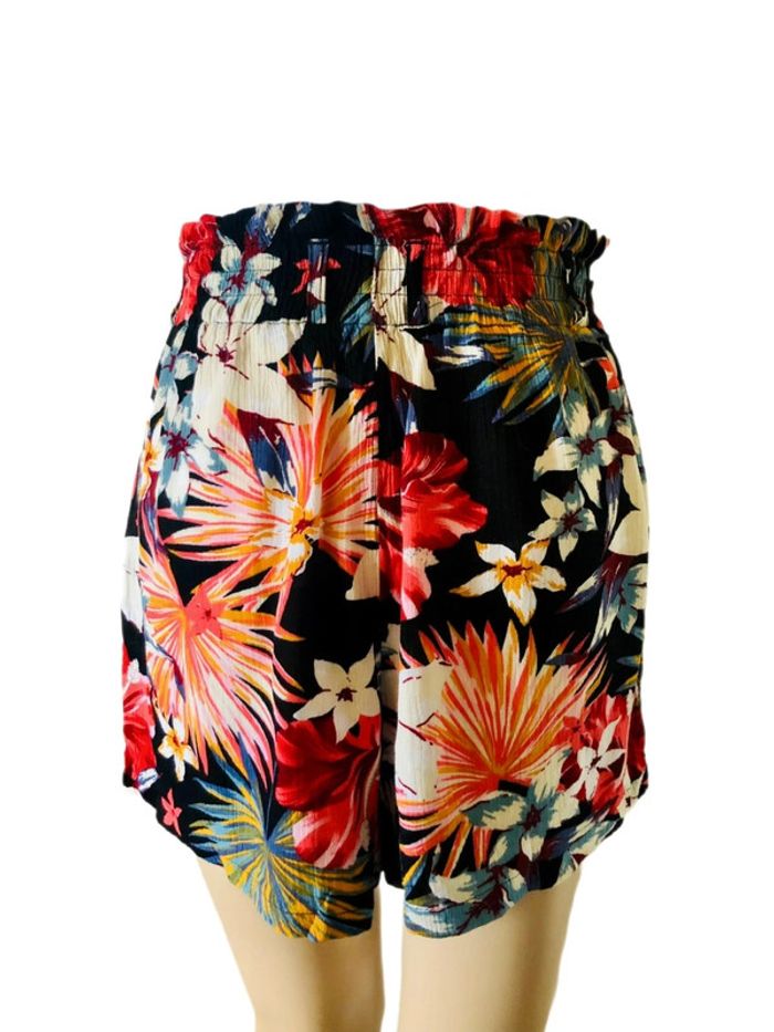 🌴🌺Short vacances Motif Tropical Stradivarius tropical pattern holiday shorts🌺🌴 - photo numéro 4
