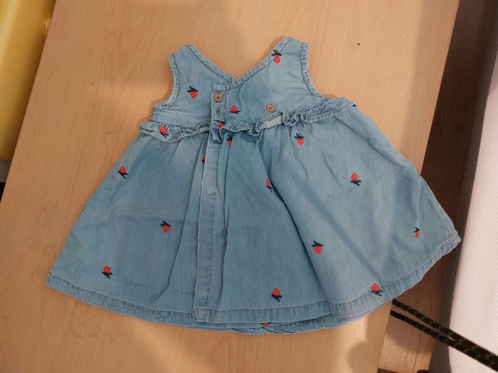 Robe jean à fleurs - photo numéro 3