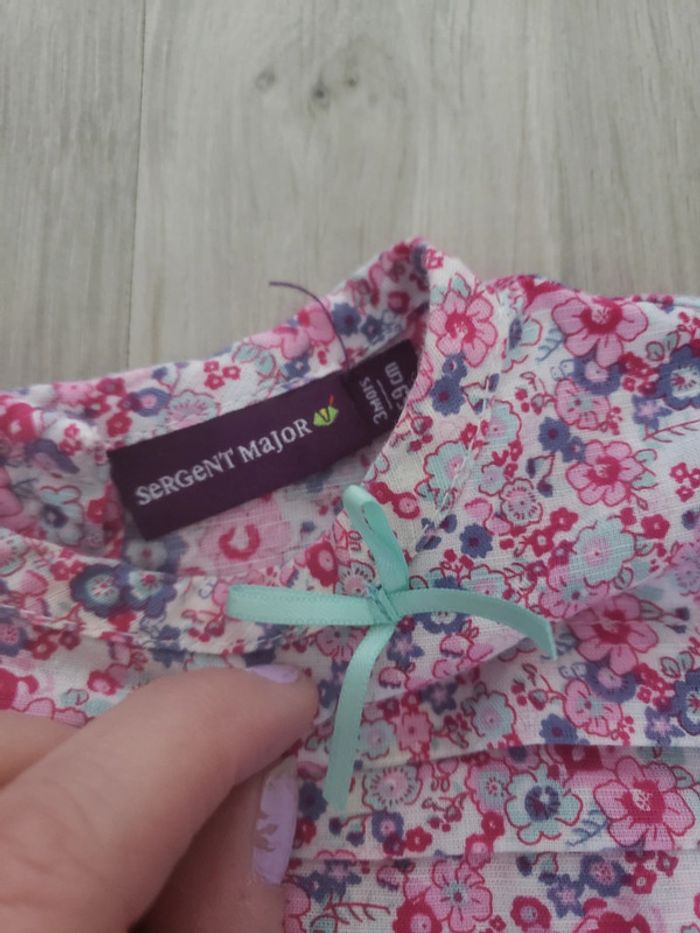 Blouse fleurie 3 mois - photo numéro 2