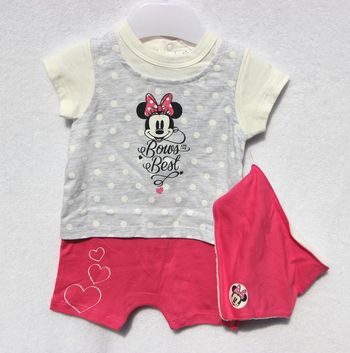 combicourt bébé et bavoir minnie disney