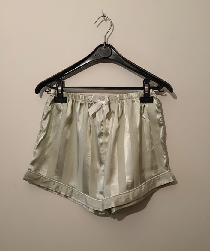 Pyjama Satin Vert Menthe Rayé - Style Loungewear (Taille L, convient M - photo numéro 5