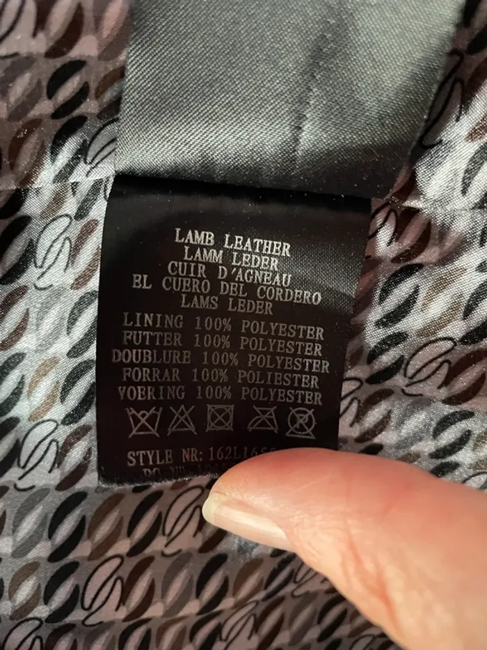 Robe cuir noire Arma 42 - photo numéro 10