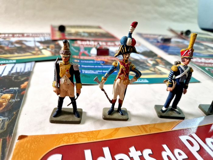 Lot de 17 figurines en plomb  , soldat de plomb de la grande armée de Napoléon - photo numéro 3