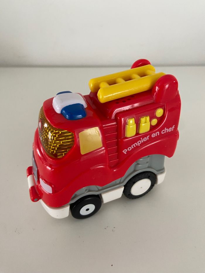 Tut tut bolide Vtech Jeff pompier en chef - photo numéro 2