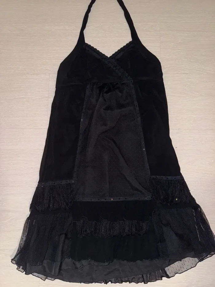 robe à dentelle - photo numéro 2